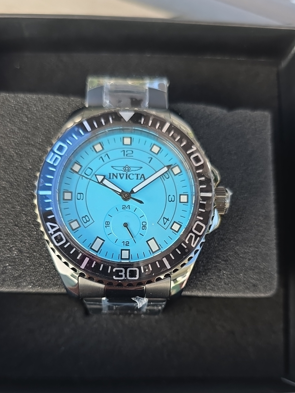 724. Invicta Pro Diver Model 50566 Men's Watch